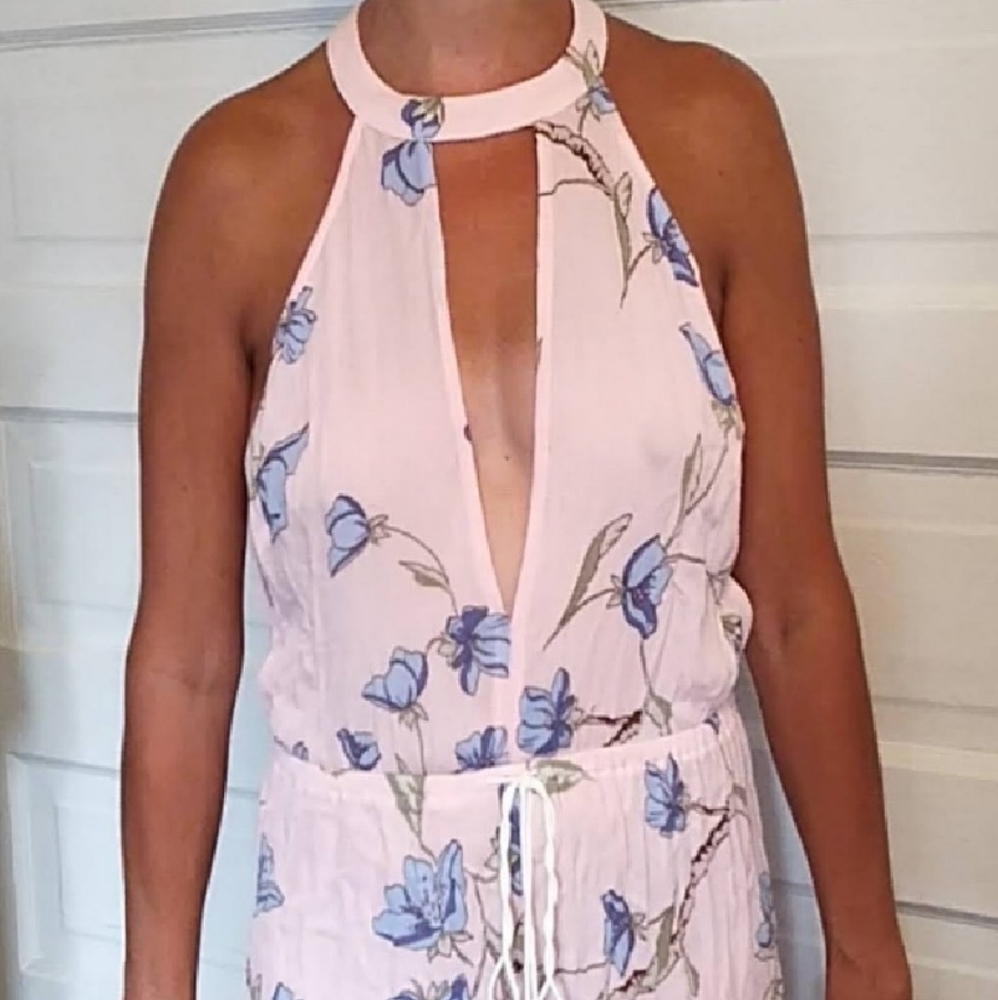 Plunging light pink romper